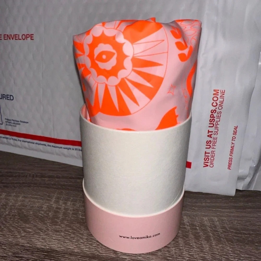 Amika Reusable Shower‎ Cap Pink Orange Signature Floral Pattern hair care